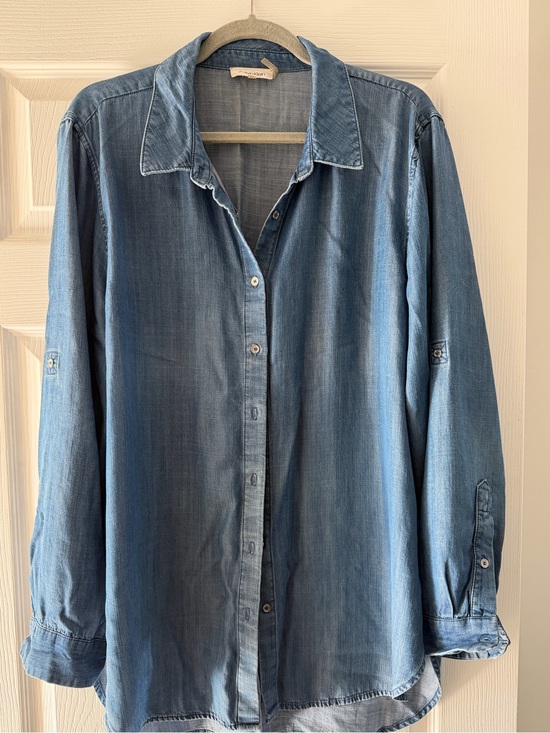 Calvin Klein Tops - Calvin Klein Light Blue Denim Button-Up Shirt tunic length 34” super soft denim